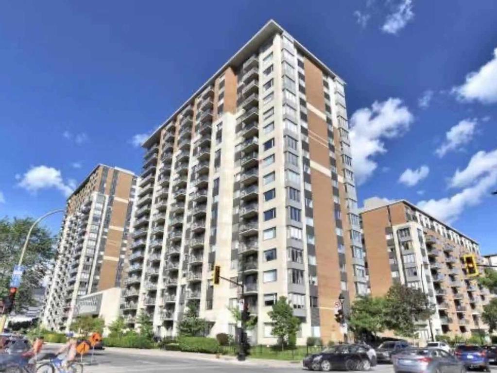 









1280


Rue St-Jacques

, 1303,
Montréal (Ville-Marie),




QC
H3C0G1

