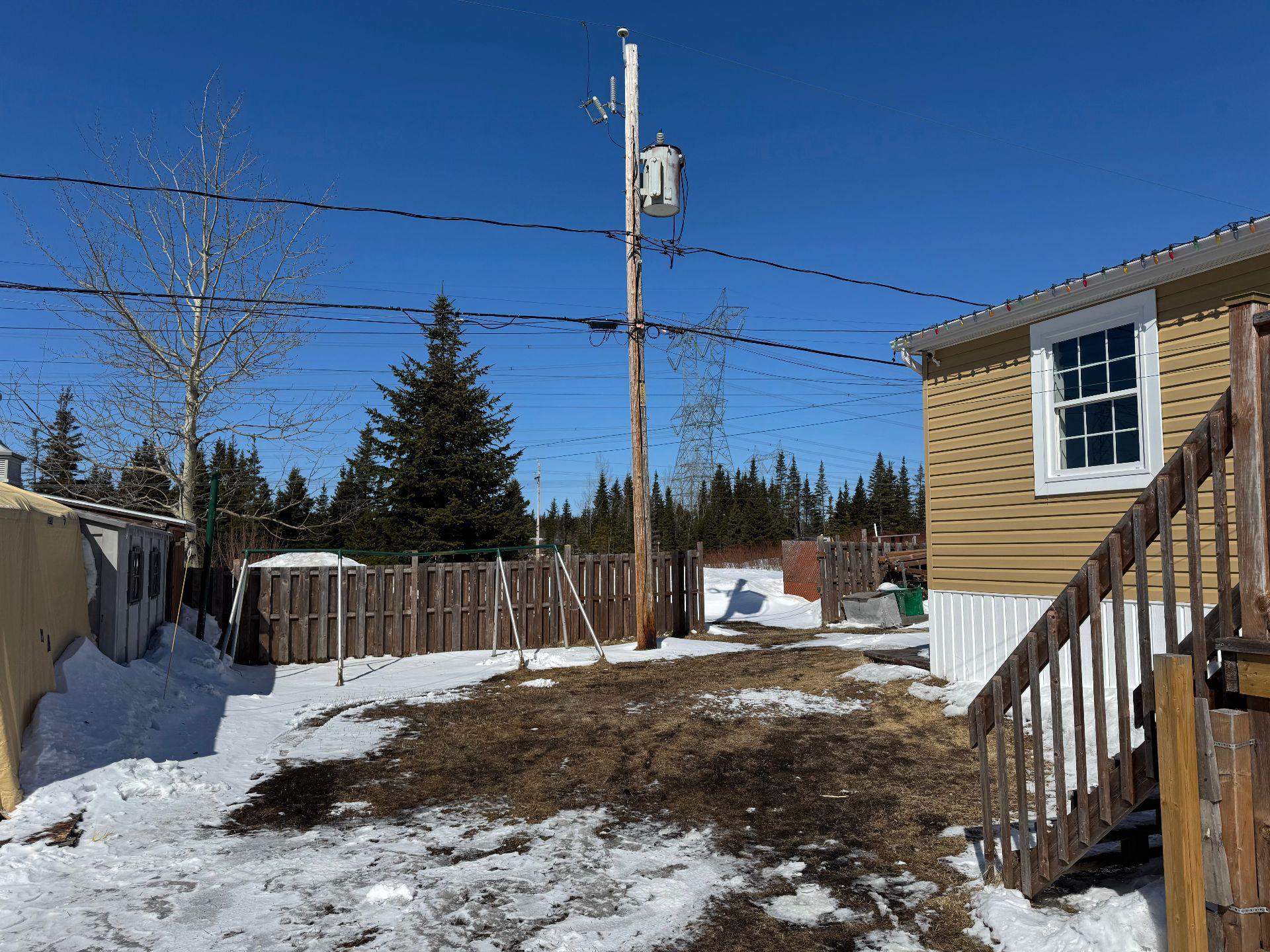 









53


Rue Dominique

,
Port-Cartier,




QC
G5B1A4

