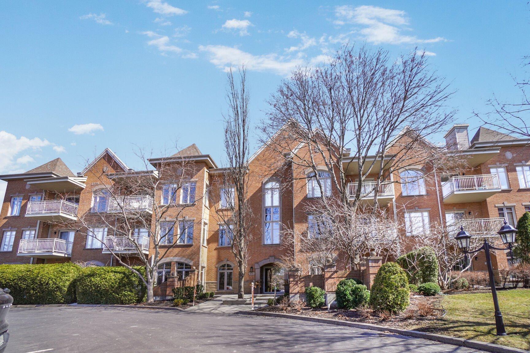 









275


Rue Upper Edison

, 105,
Saint-Lambert,




QC
J4R2W1

