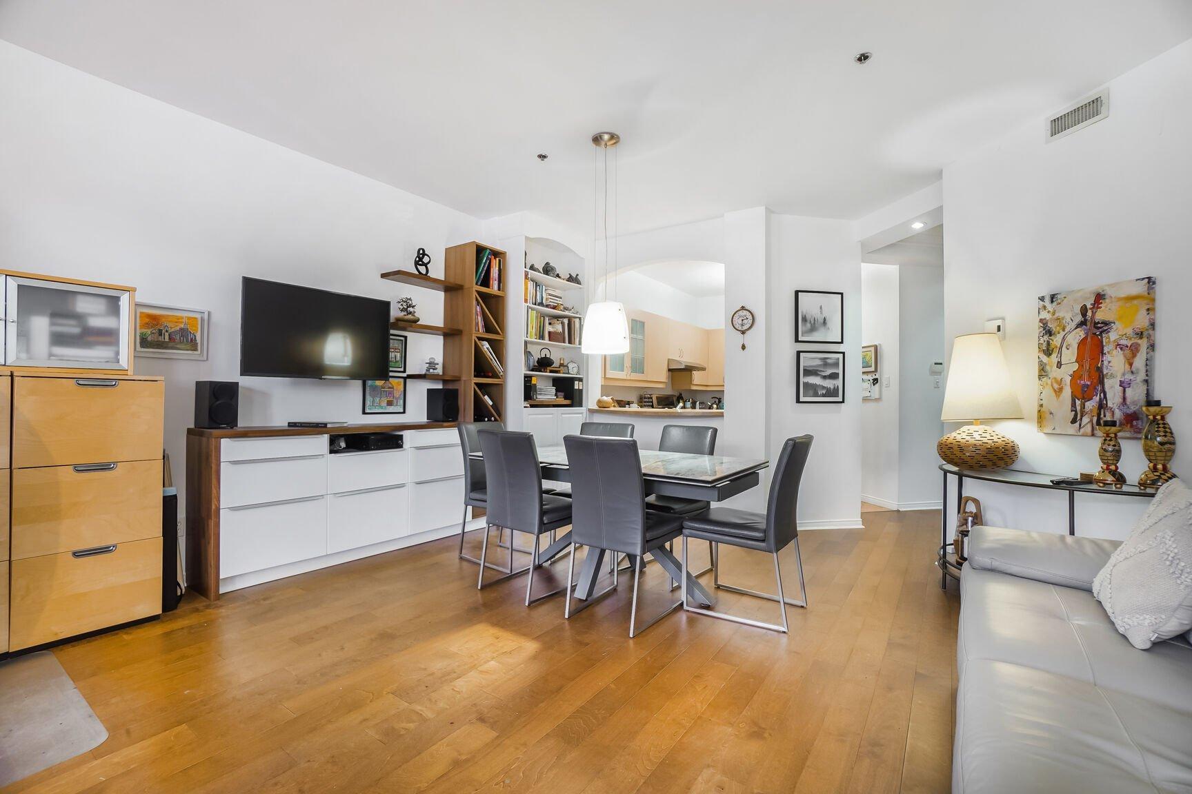 









275


Rue Upper Edison

, 105,
Saint-Lambert,




QC
J4R2W1

