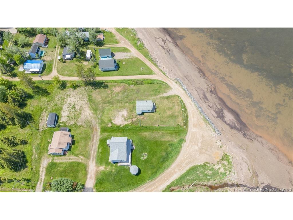 









18


rue Pinet

ST,
Caraquet,







NB
E1W 1A1

