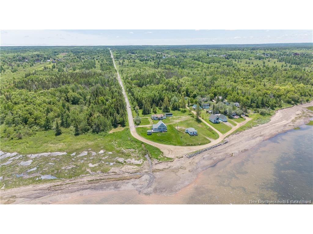 









18


rue Pinet

ST,
Caraquet,







NB
E1W 1A1

