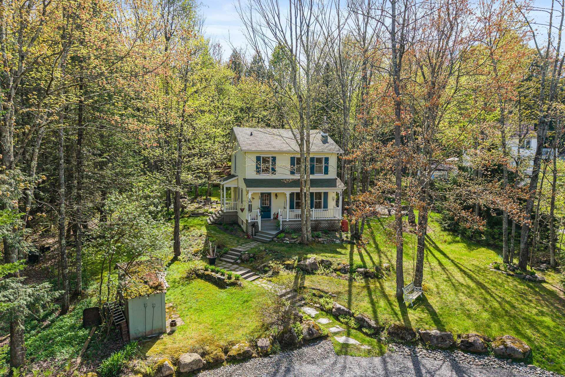 









257


Ch. de Bondville

,
Lac-Brome,




QC
J0E1V0

