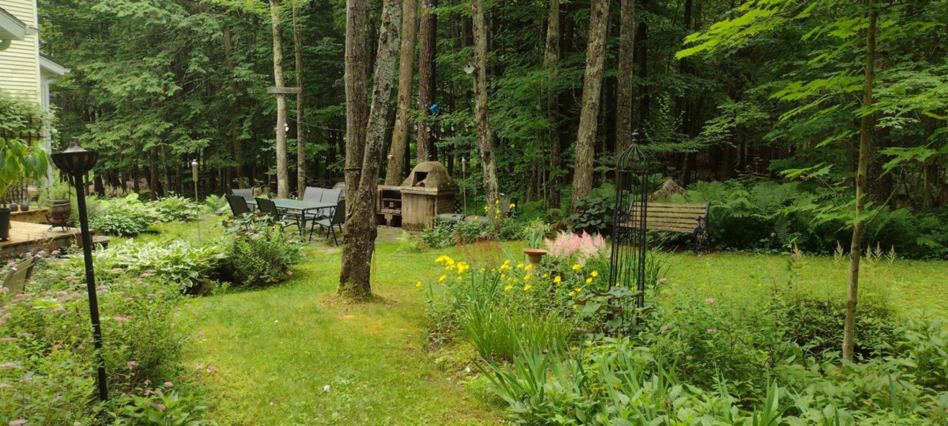









257


Ch. de Bondville

,
Lac-Brome,




QC
J0E1V0

