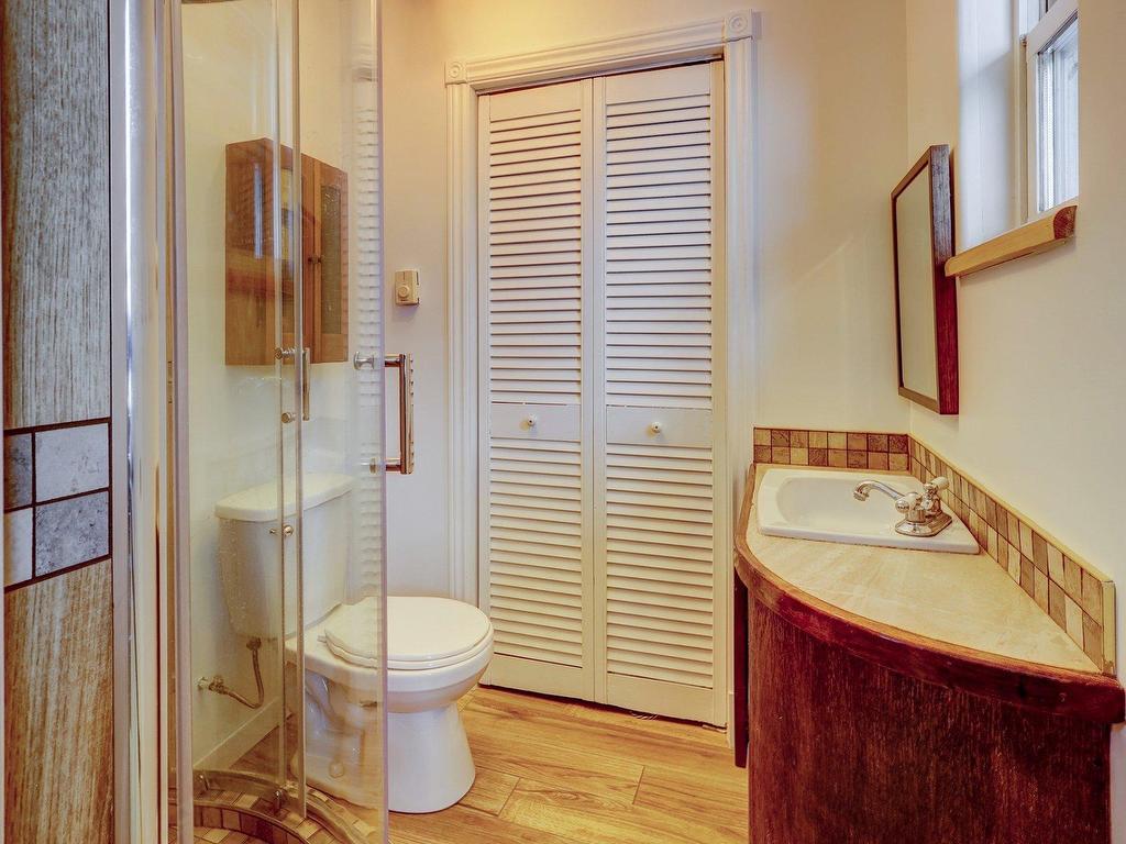 









1195Z


Rue du Moulin-Ross

,
Lévis (Les Chutes-de-la-Chaudière-Ouest),




QC
G7A4J4

