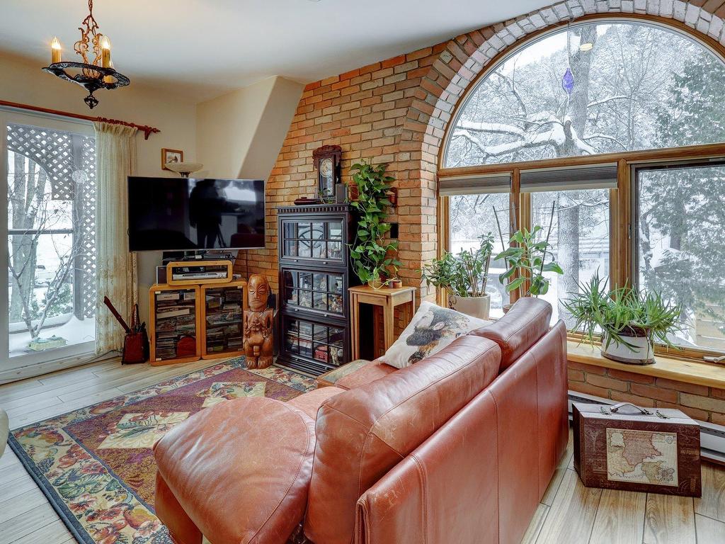









1195Z


Rue du Moulin-Ross

,
Lévis (Les Chutes-de-la-Chaudière-Ouest),




QC
G7A4J4

