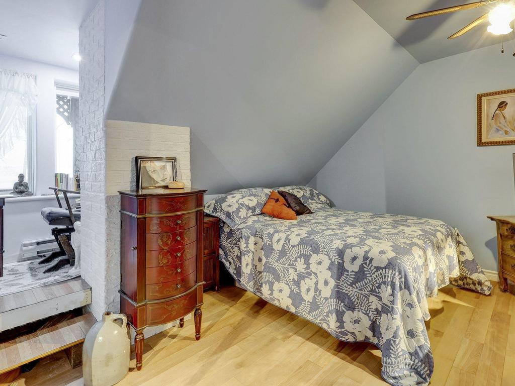 









1195Z


Rue du Moulin-Ross

,
Lévis (Les Chutes-de-la-Chaudière-Ouest),




QC
G7A4J4

