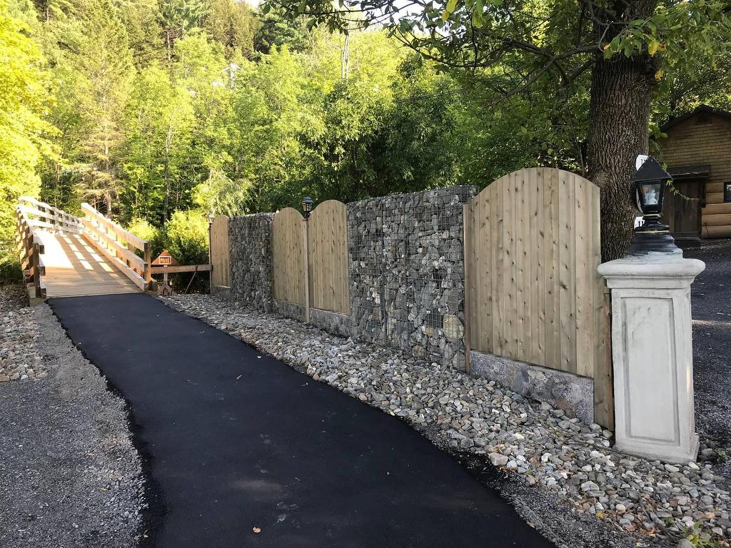 









1195Z


Rue du Moulin-Ross

,
Lévis (Les Chutes-de-la-Chaudière-Ouest),




QC
G7A4J4

