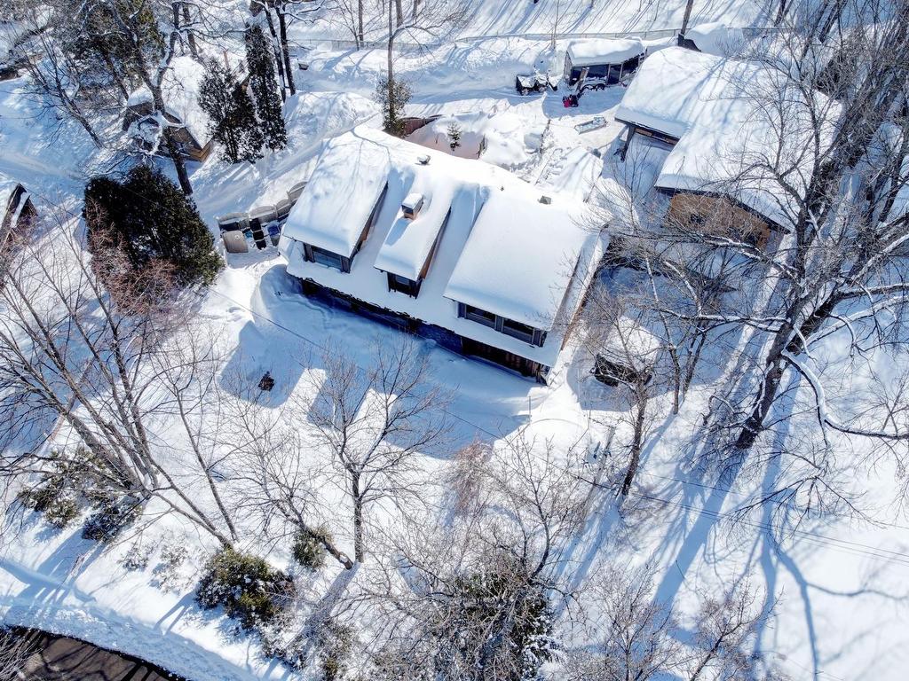 









1195Z


Rue du Moulin-Ross

,
Lévis (Les Chutes-de-la-Chaudière-Ouest),




QC
G7A4J4

