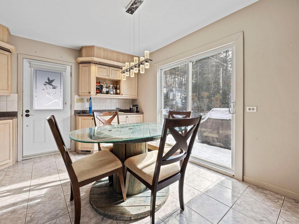 









1536


Ch. Pierre-Péladeau

,
Sainte-Adèle,




QC
J8B1Z5

