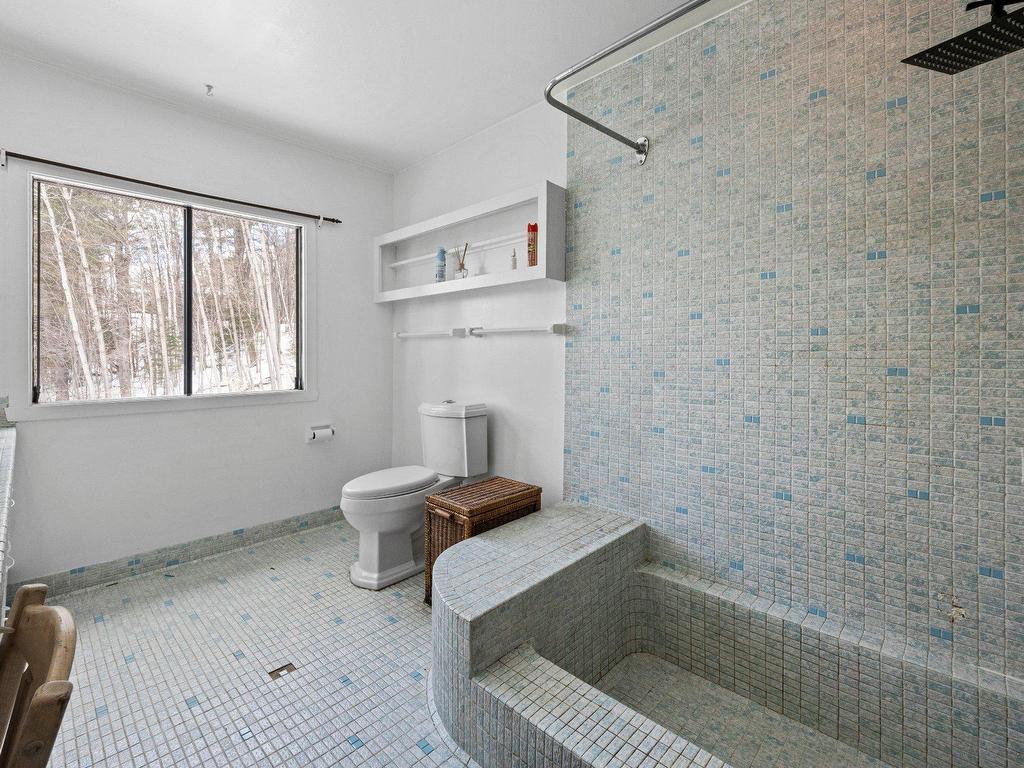 









1536


Ch. Pierre-Péladeau

,
Sainte-Adèle,




QC
J8B1Z5

