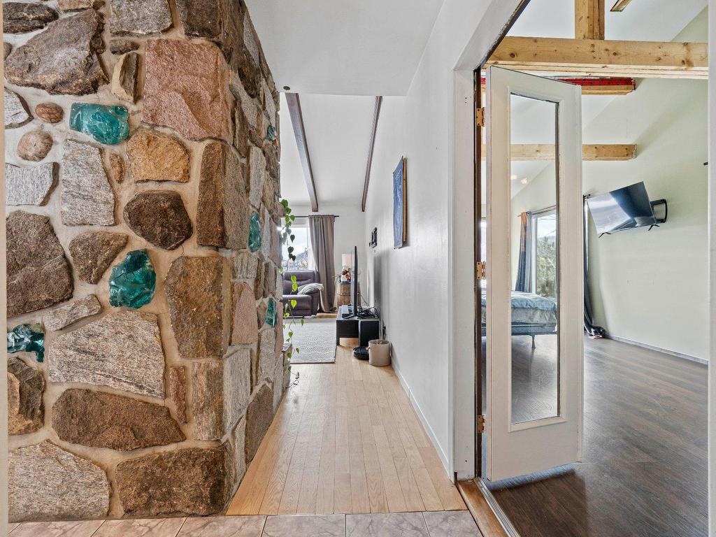 









1536


Ch. Pierre-Péladeau

,
Sainte-Adèle,




QC
J8B1Z5

