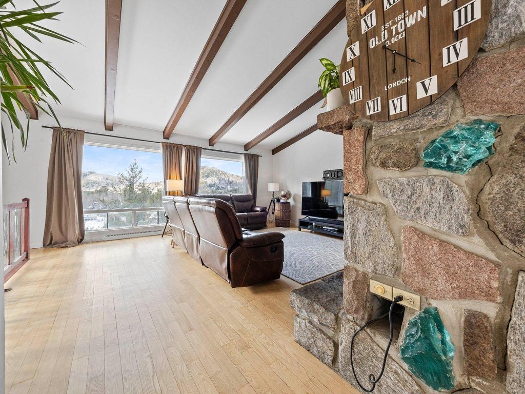 









1536


Ch. Pierre-Péladeau

,
Sainte-Adèle,




QC
J8B1Z5

