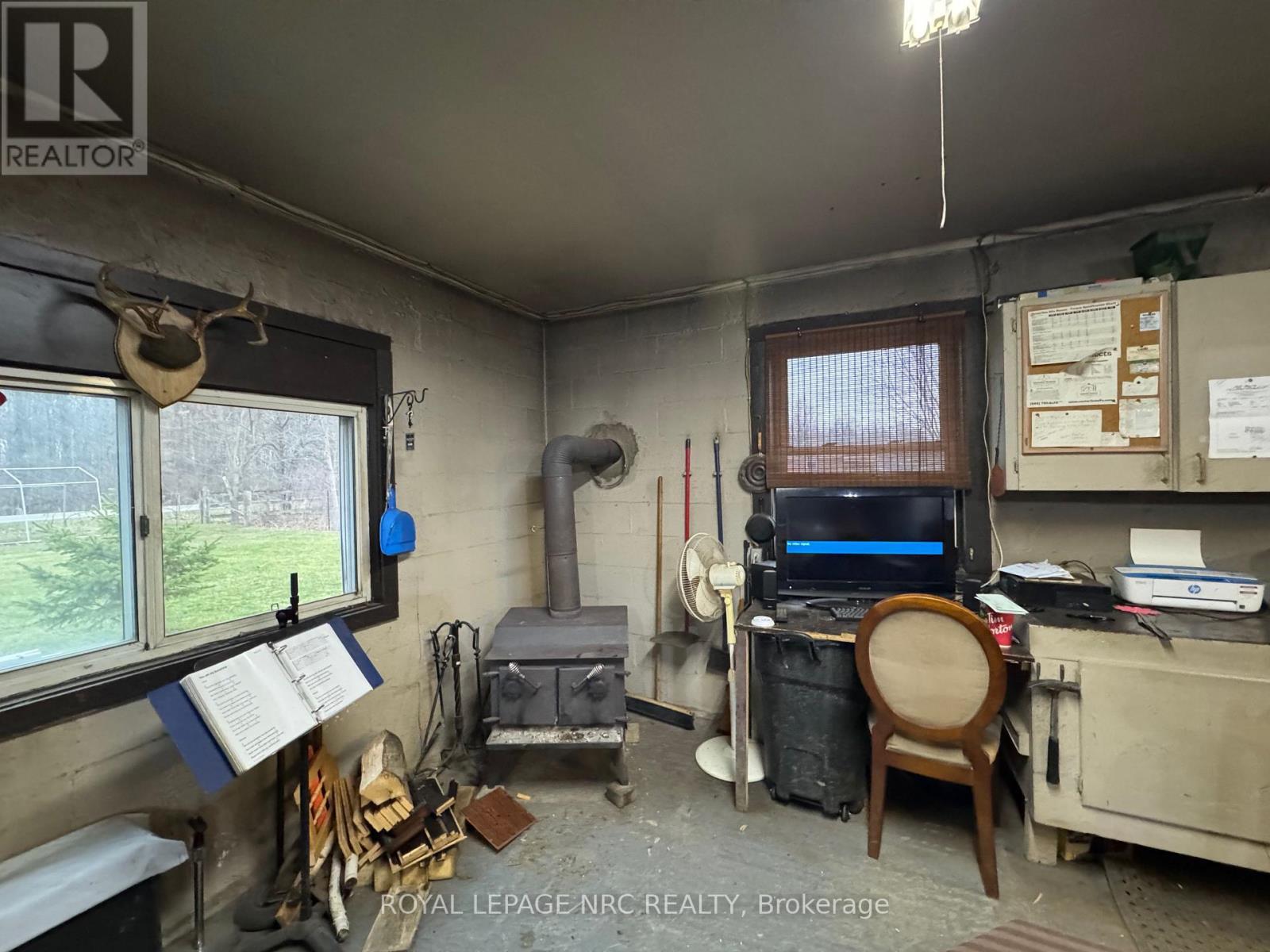 












11716 BECK ROAD

,
Niagara Falls (Lyons Creek),




Ontario
L0S1K0

