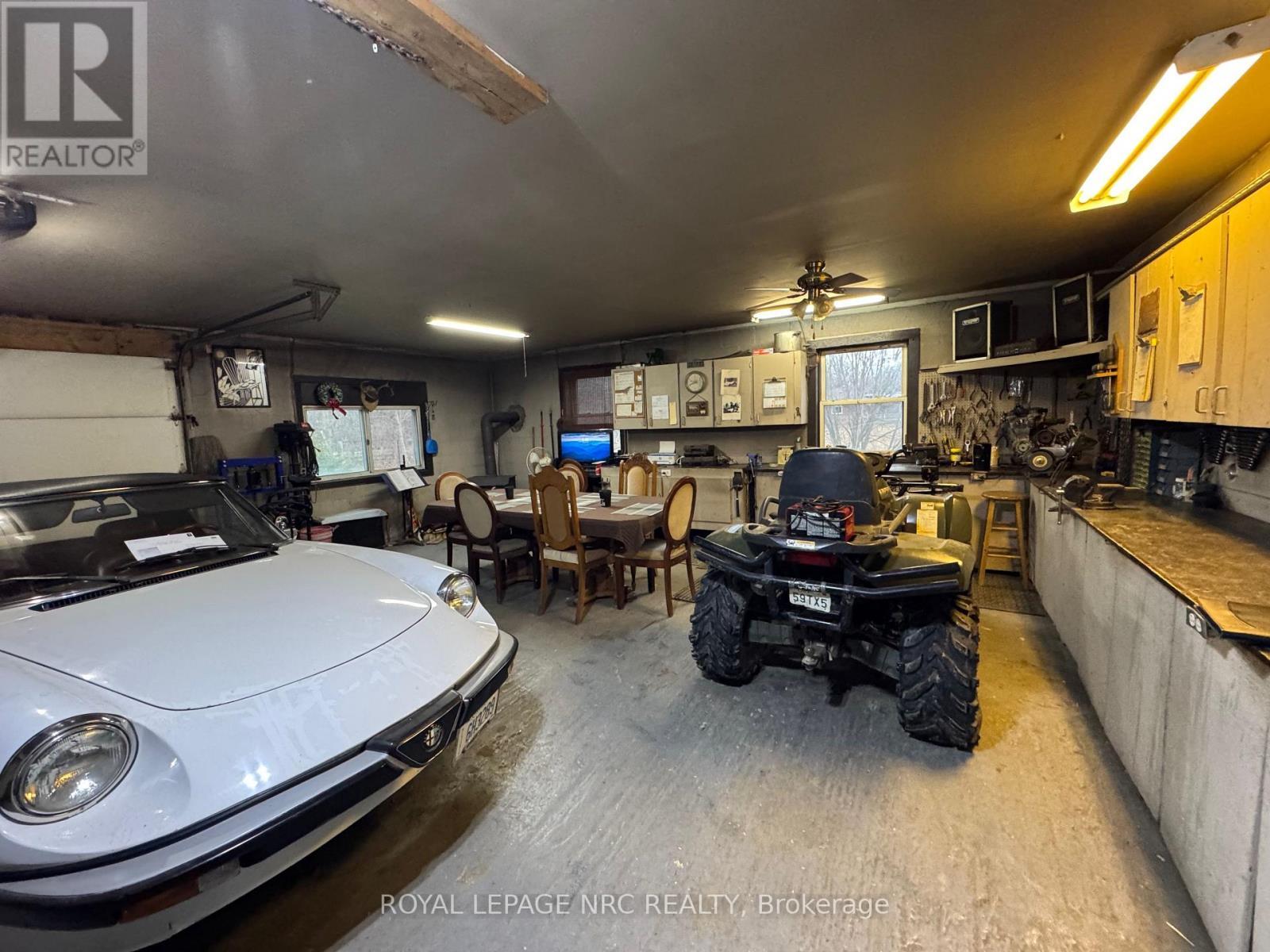 












11716 BECK ROAD

,
Niagara Falls (Lyons Creek),




Ontario
L0S1K0


