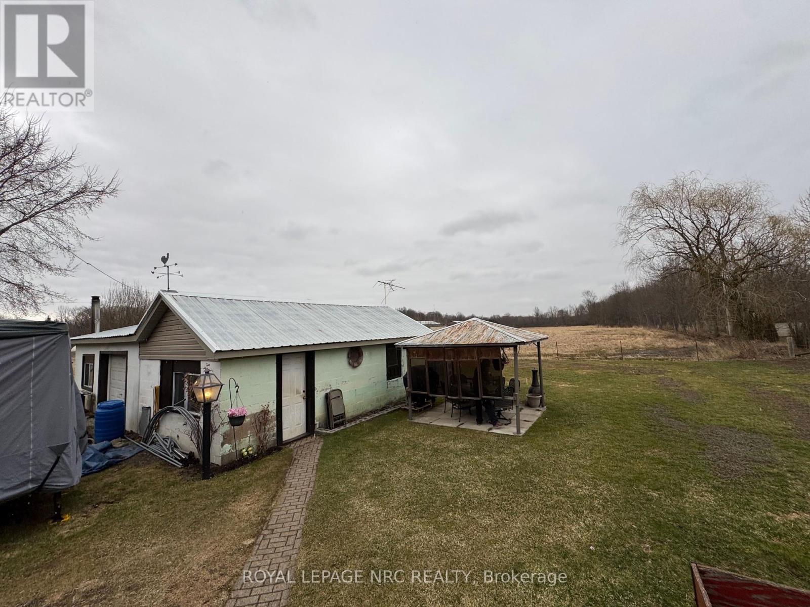 












11716 BECK ROAD

,
Niagara Falls (Lyons Creek),




Ontario
L0S1K0

