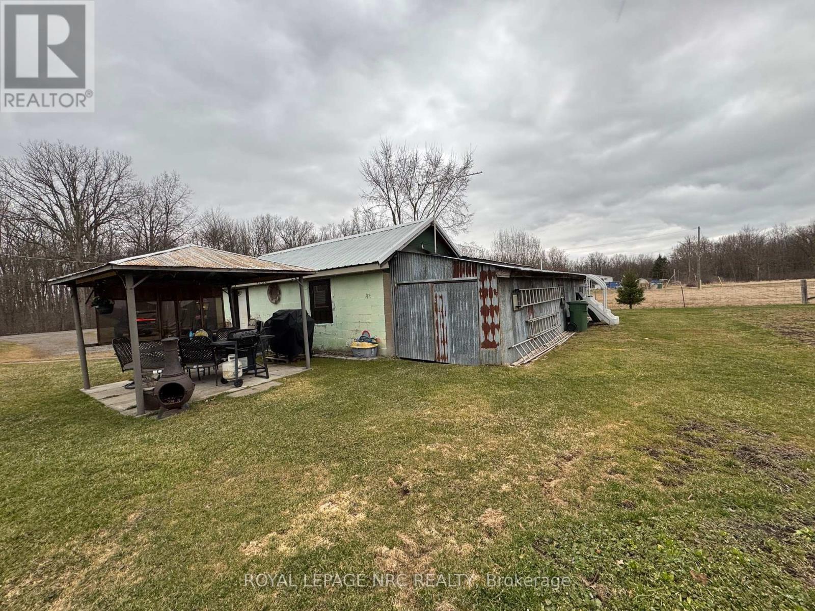 












11716 BECK ROAD

,
Niagara Falls (Lyons Creek),




Ontario
L0S1K0

