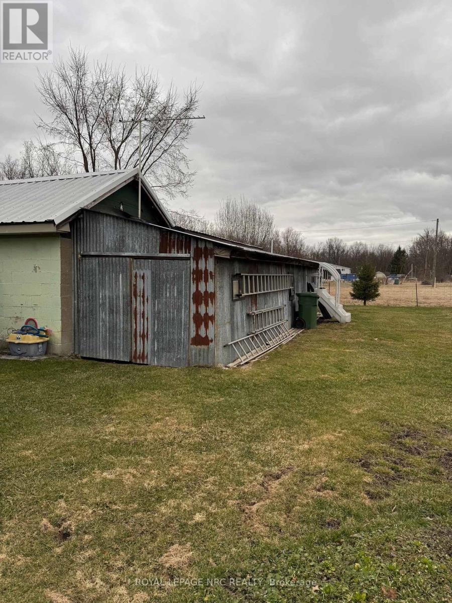 












11716 BECK ROAD

,
Niagara Falls (Lyons Creek),




Ontario
L0S1K0

