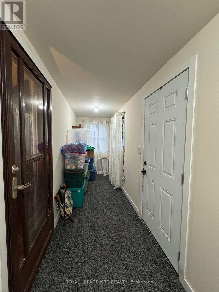












11716 BECK ROAD

,
Niagara Falls (Lyons Creek),




Ontario
L0S1K0

