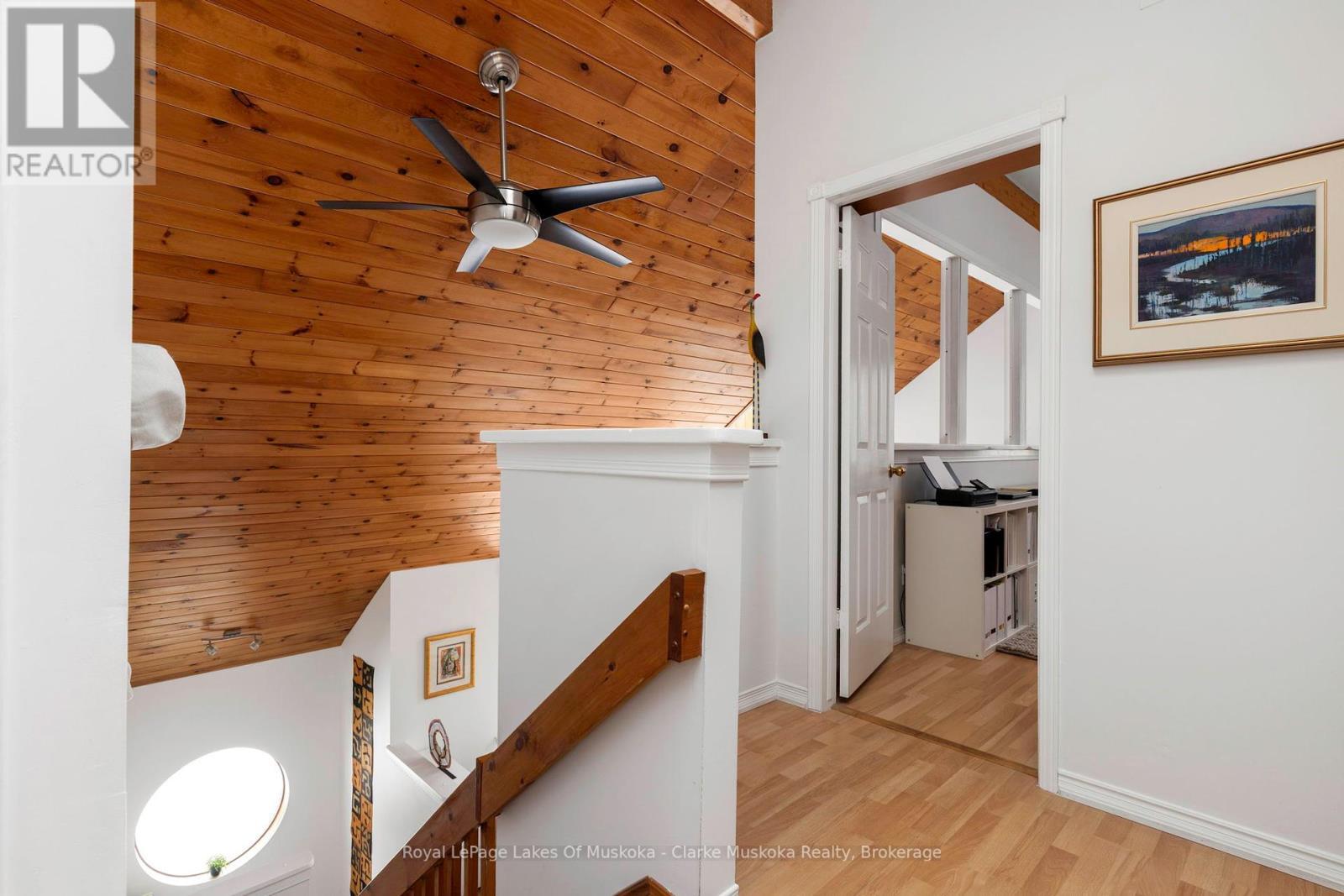 












1806 VALLEY ROAD

,
Huntsville (Chaffey),




Ontario
P1H1A8

