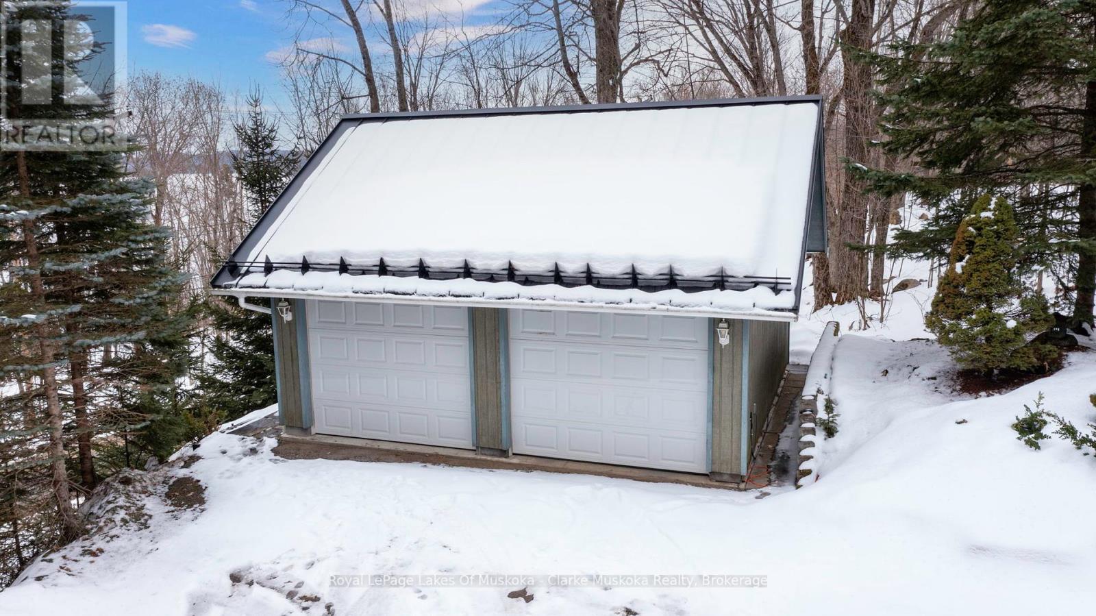 












1806 VALLEY ROAD

,
Huntsville (Chaffey),




Ontario
P1H1A8

