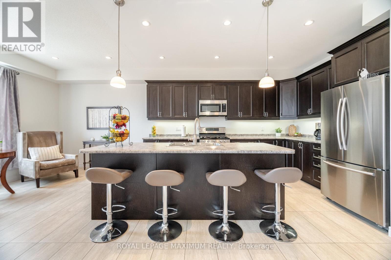 












134 HAZELTON AVENUE

,
Hamilton,




Ontario
L9B0G1

