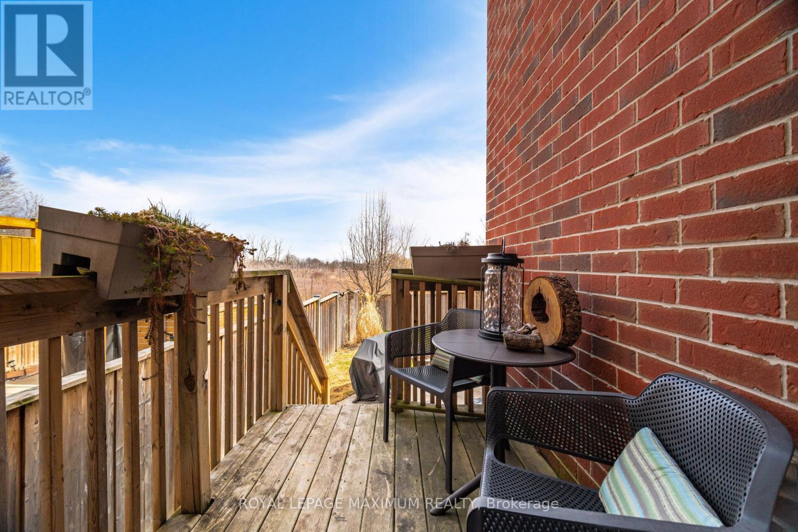 












134 HAZELTON AVENUE

,
Hamilton,




Ontario
L9B0G1

