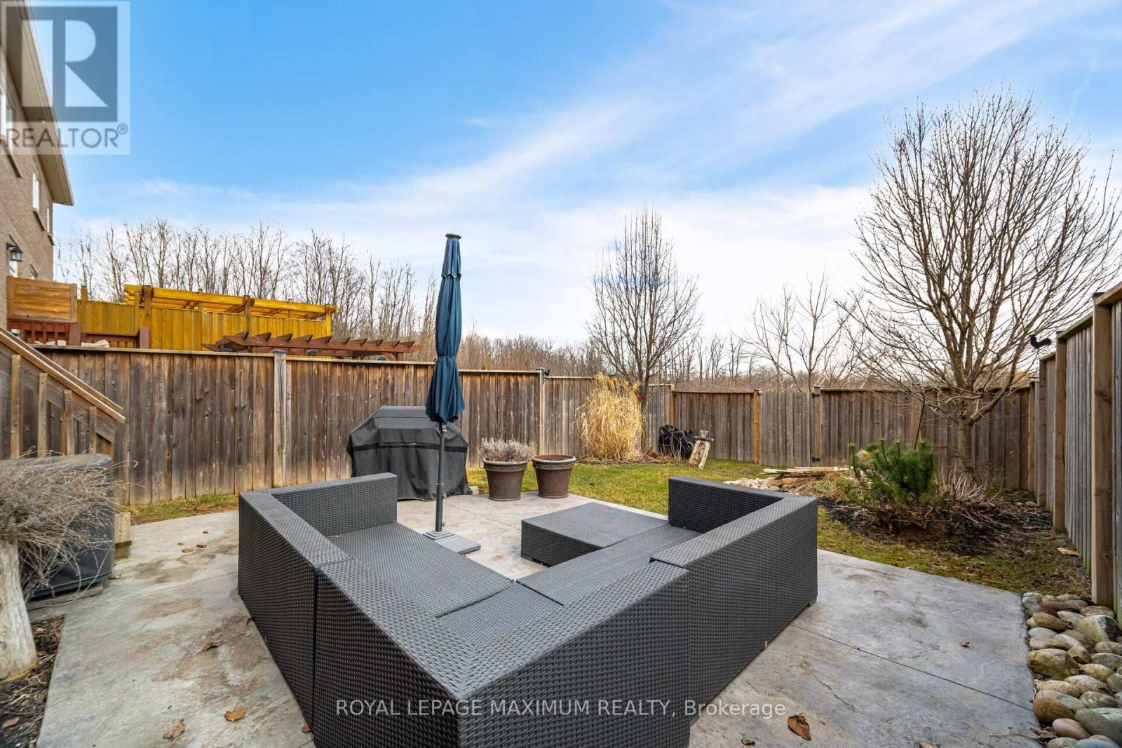 












134 HAZELTON AVENUE

,
Hamilton,




Ontario
L9B0G1

