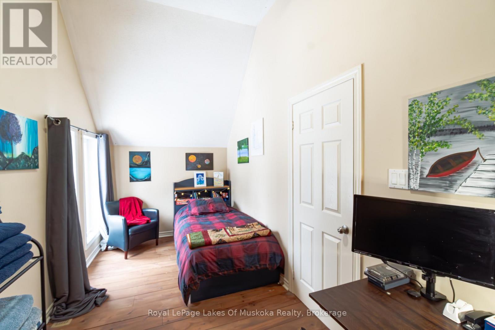












763 SAND HILL ROAD

,
South River,




Ontario
P0A1X0

