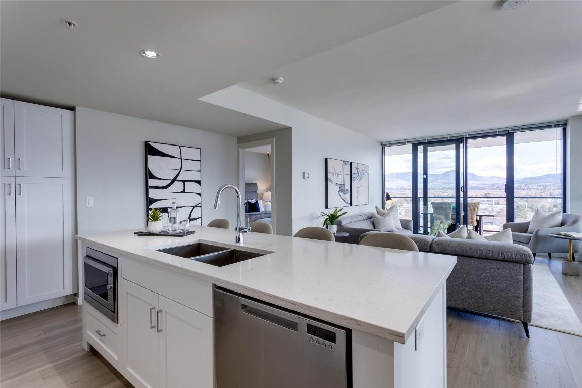 









485


Groves

Avenue, 1202,
Kelowna,




BC
V1Y 0C1

