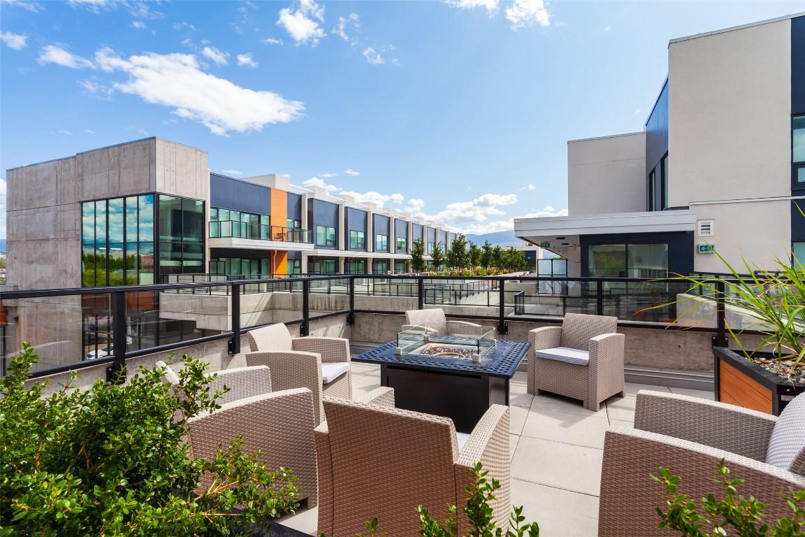 









485


Groves

Avenue, 1202,
Kelowna,




BC
V1Y 0C1

