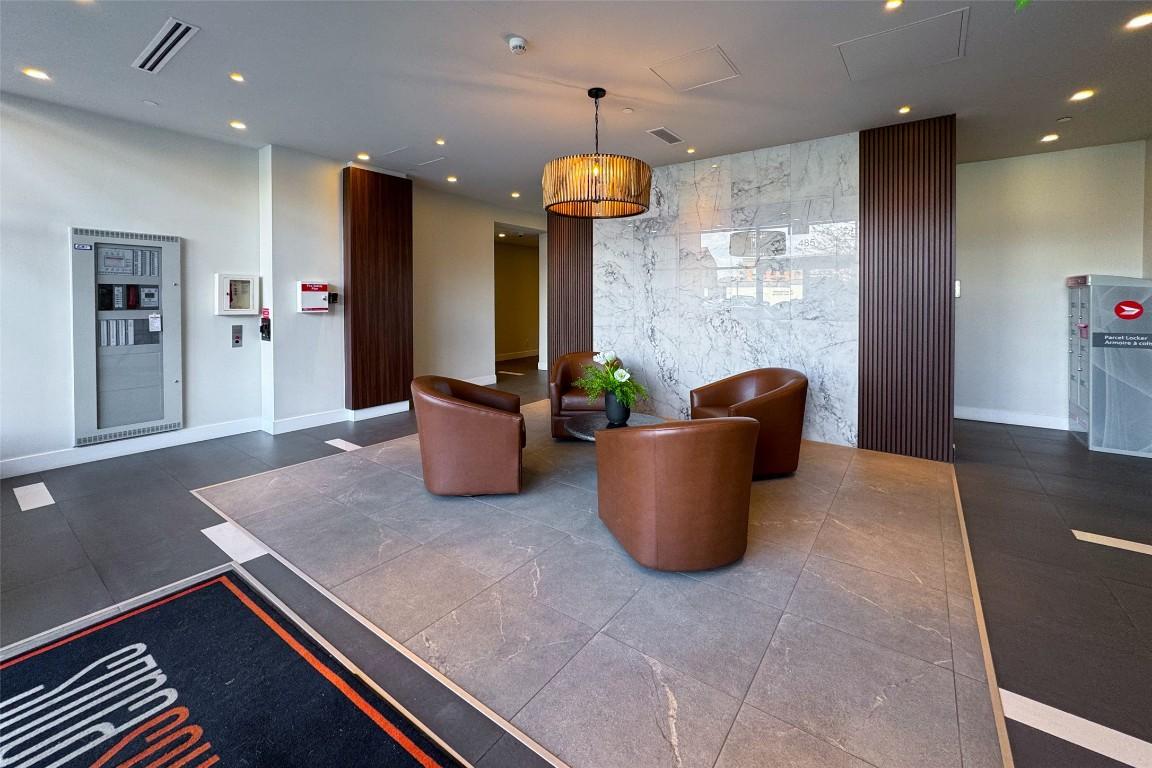 









485


Groves

Avenue, 1202,
Kelowna,




BC
V1Y 0C1


