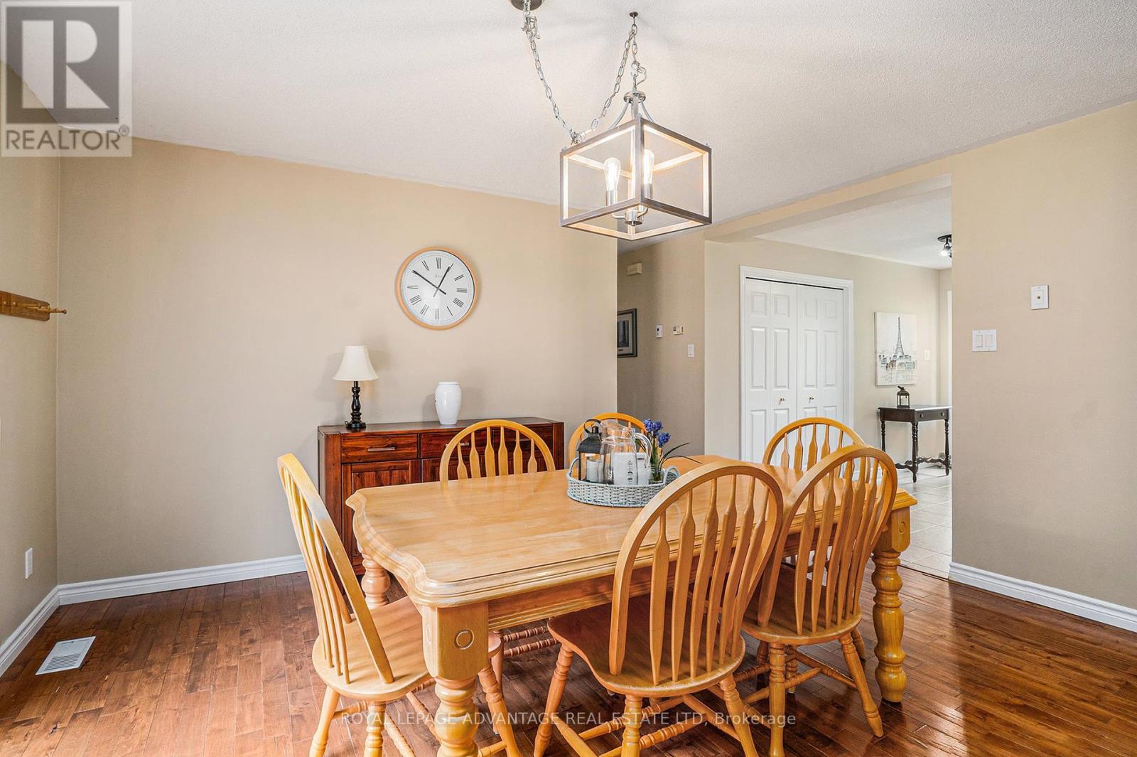 












313 NOONAN SIDE ROAD

,
Tay Valley,




Ontario
K7H3C5

