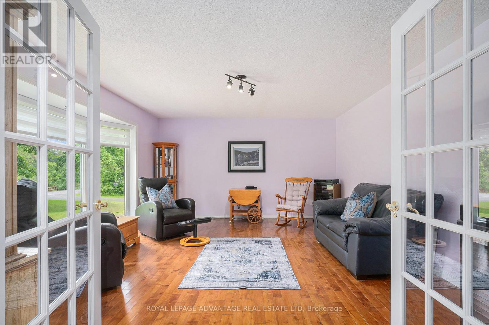 












313 NOONAN SIDE ROAD

,
Tay Valley,




Ontario
K7H3C5

