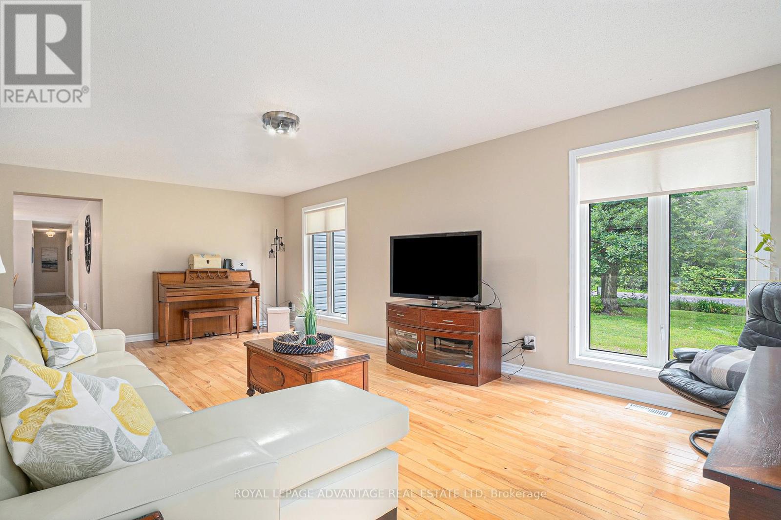 












313 NOONAN SIDE ROAD

,
Tay Valley,




Ontario
K7H3C5

