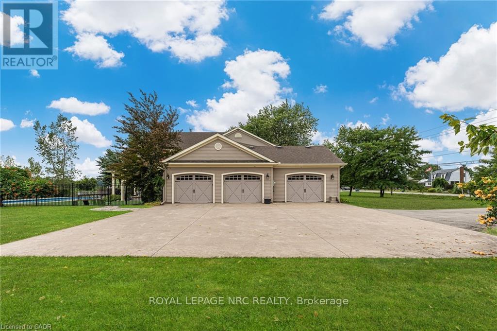 












915 QUEENSTON ROAD S

,
Niagara-on-the-Lake (St. Davids),




Ontario
L0S1J0

