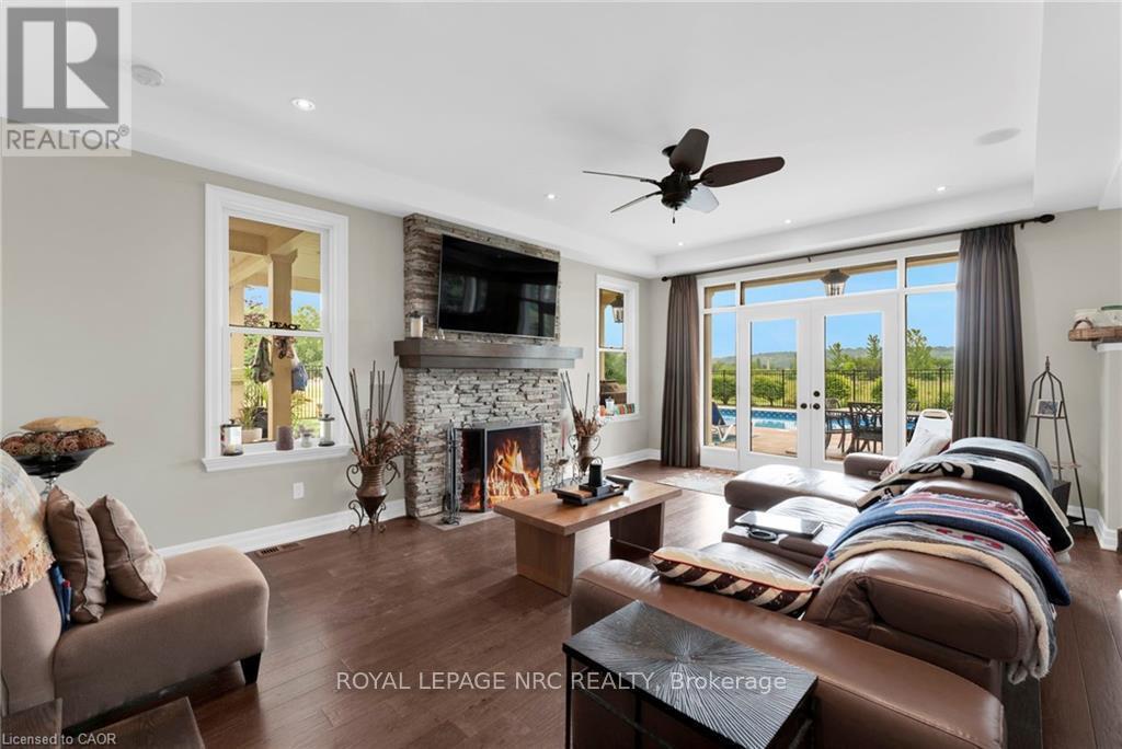 












915 QUEENSTON ROAD S

,
Niagara-on-the-Lake (St. Davids),




Ontario
L0S1J0

