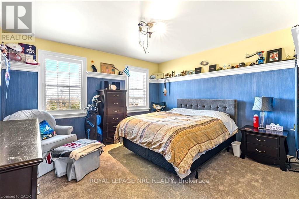 












915 QUEENSTON ROAD S

,
Niagara-on-the-Lake (St. Davids),




Ontario
L0S1J0

