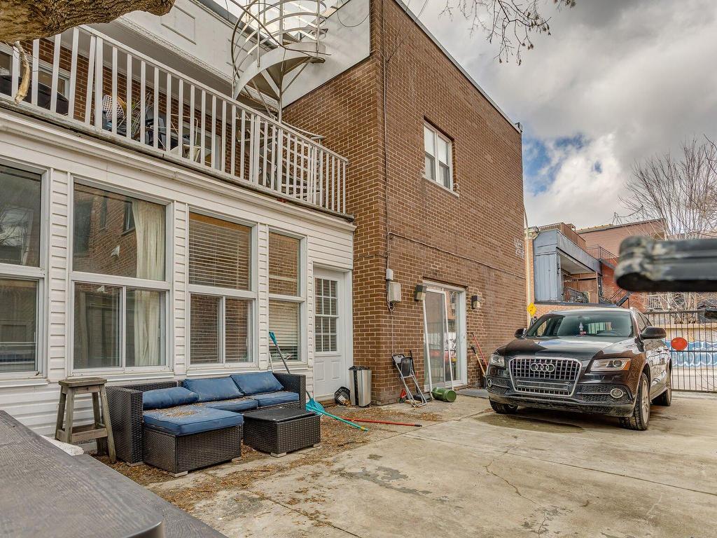 









4673

 - 4679


Av. Coloniale

,
Montréal (Le Plateau-Mont-Royal),




QC
H2T1W1

