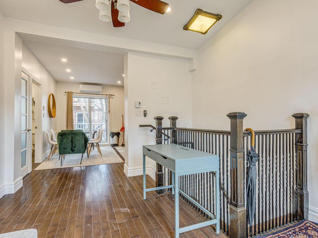 









4673

 - 4679


Av. Coloniale

,
Montréal (Le Plateau-Mont-Royal),




QC
H2T1W1

