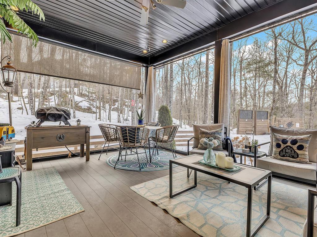 









235


Ch. Sauvé

,
Val-des-Monts,




QC
J8N5A6

