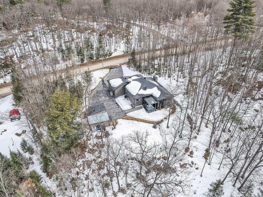 









235


Ch. Sauvé

,
Val-des-Monts,




QC
J8N5A6

