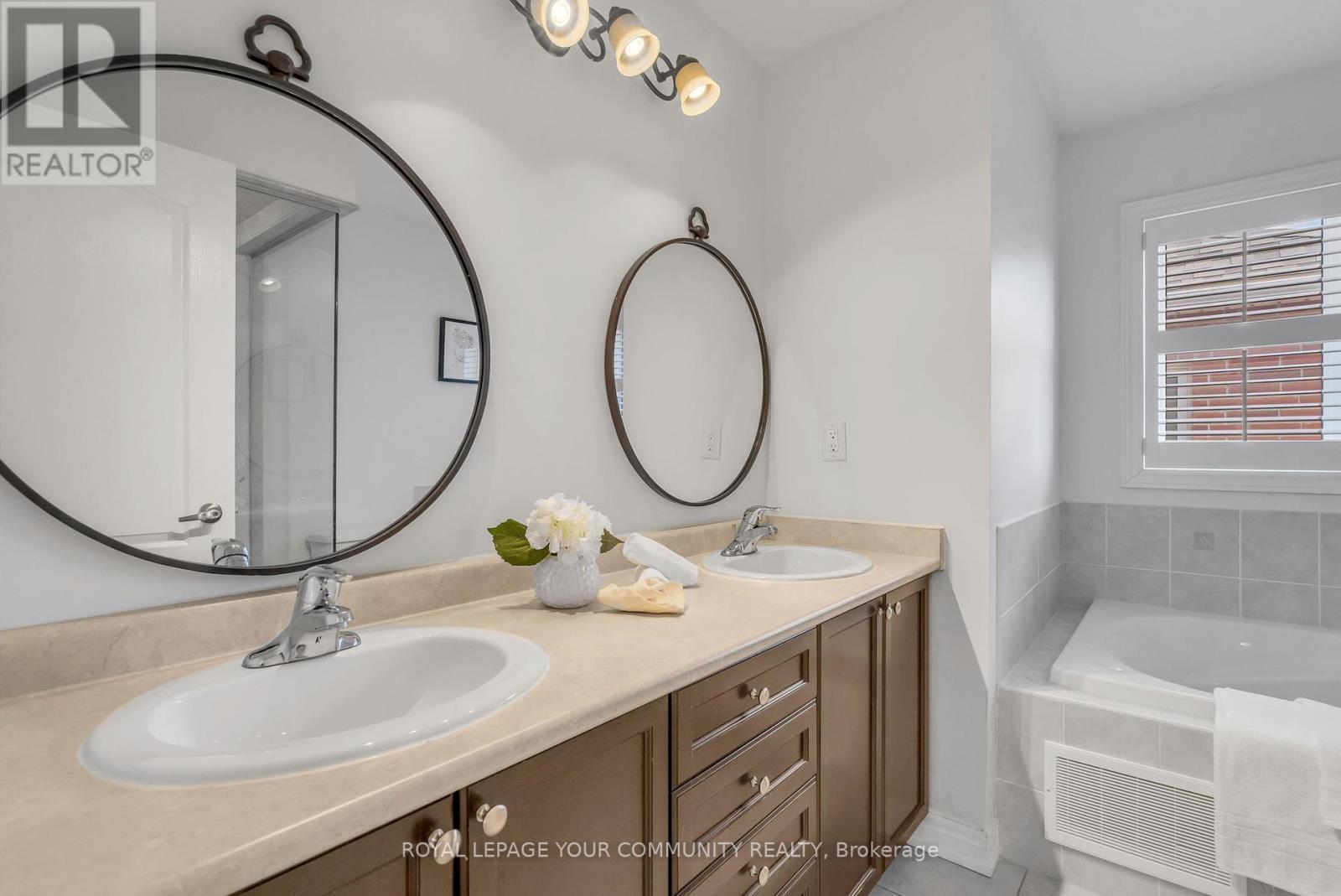 












66 JOLANA CRESCENT

,
Halton Hills,




Ontario
L7G0G4

