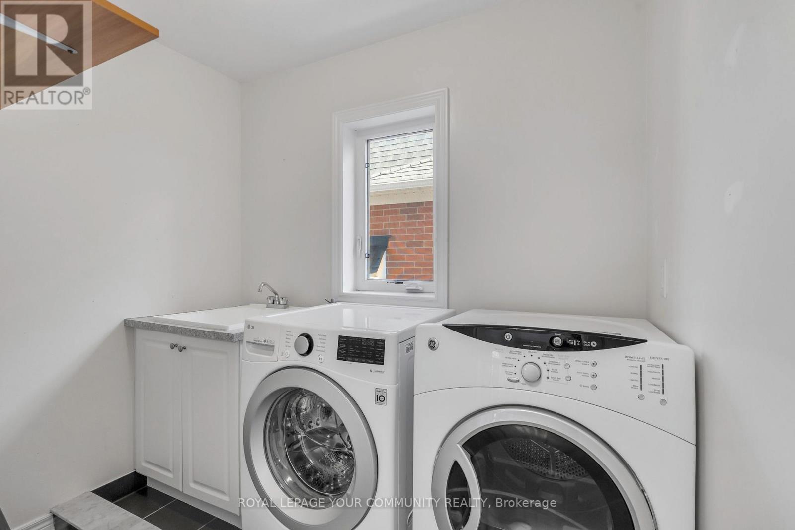 












66 JOLANA CRESCENT

,
Halton Hills,




Ontario
L7G0G4

