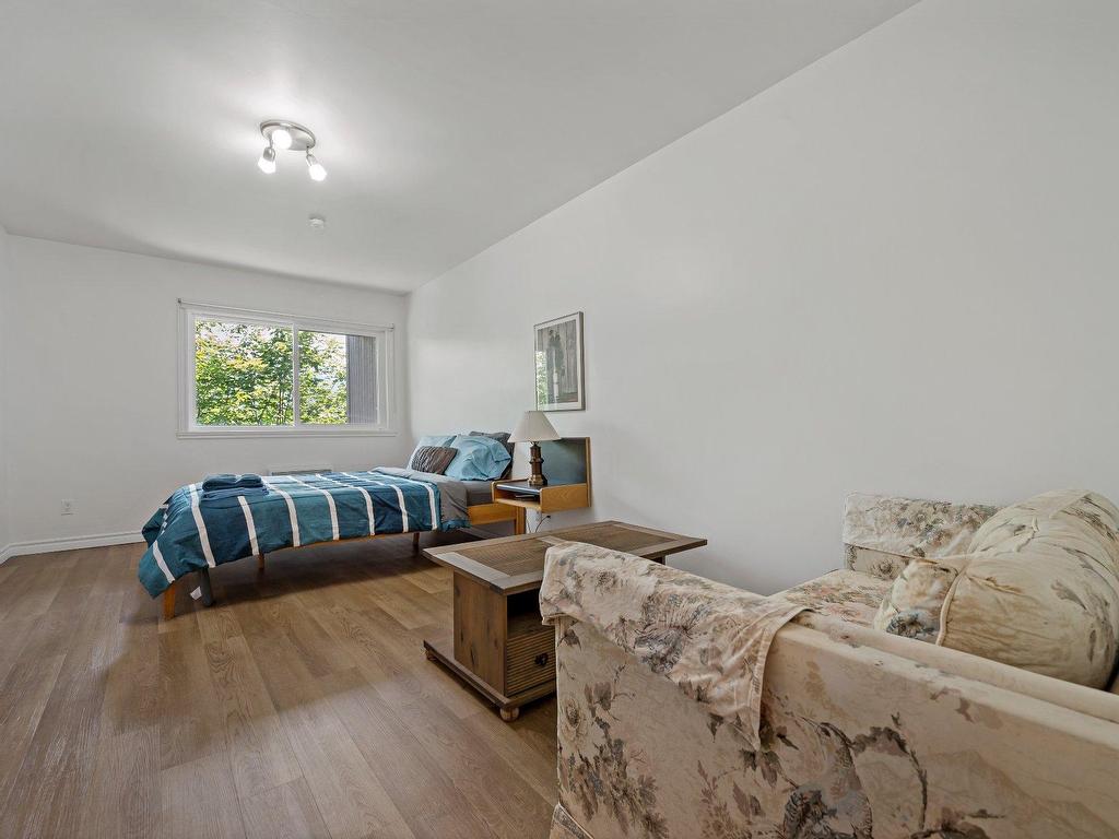 









194


Rue Pinoteau

,
Mont-Tremblant,




QC
J8E1G2

