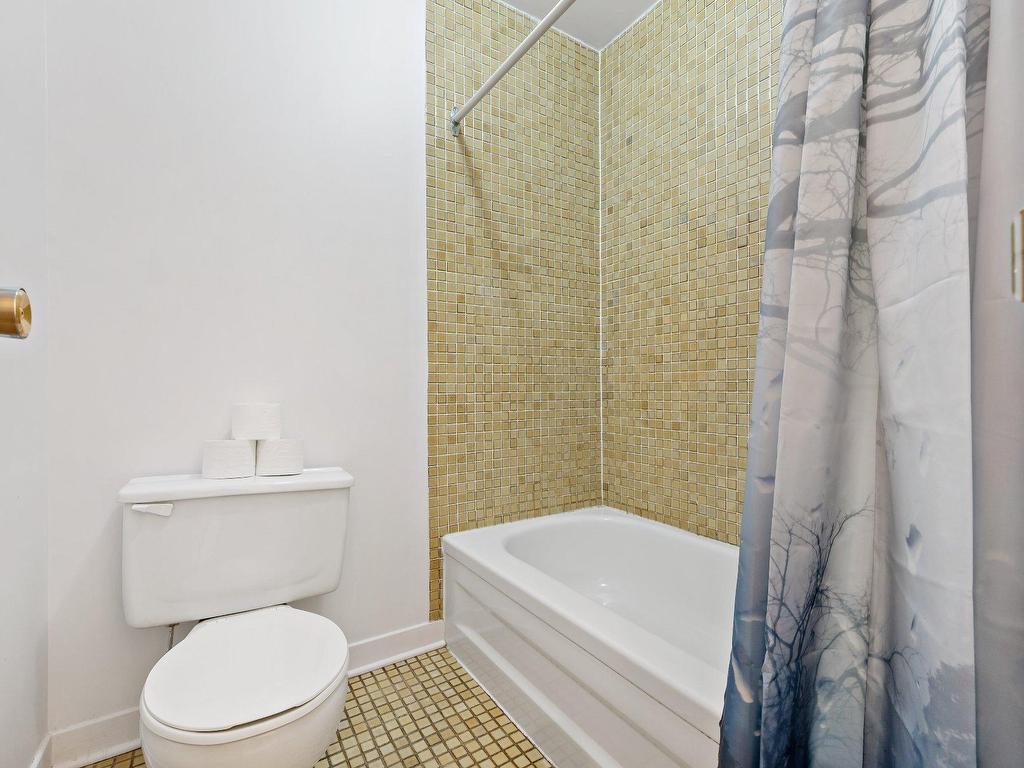 









194


Rue Pinoteau

,
Mont-Tremblant,




QC
J8E1G2

