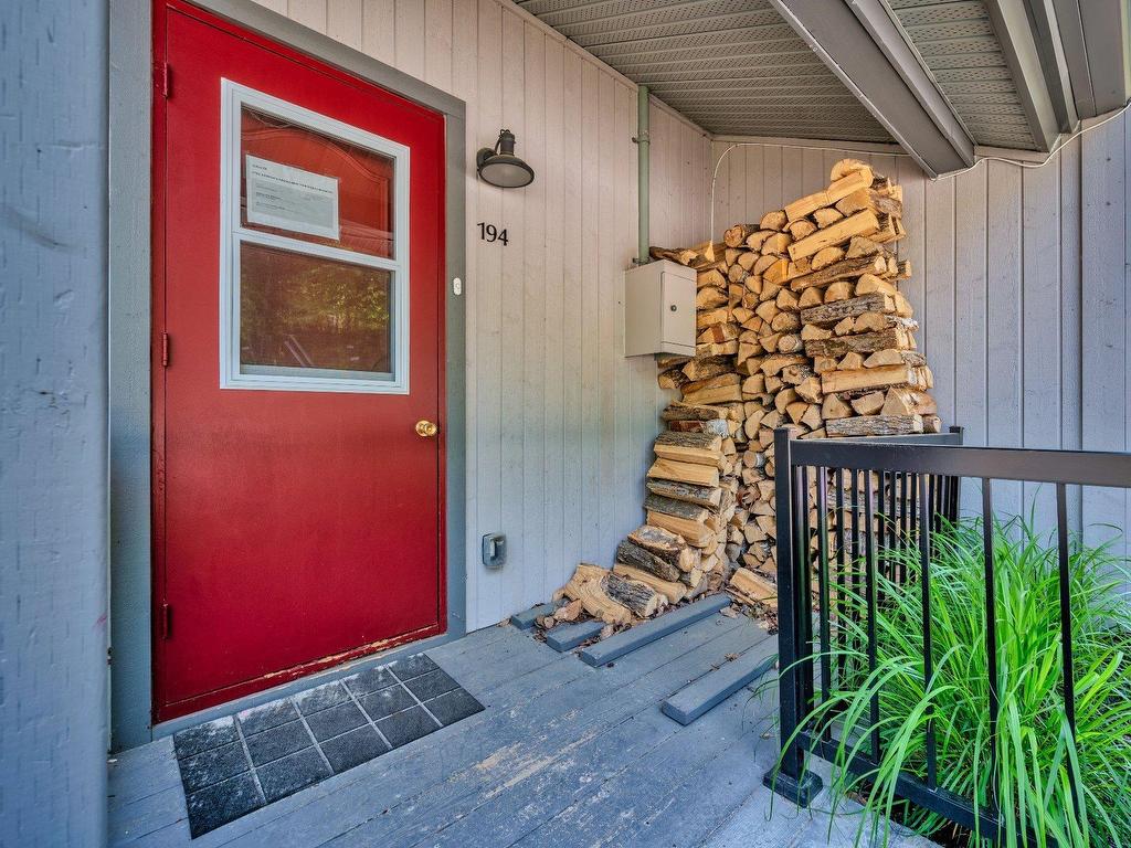 









194


Rue Pinoteau

,
Mont-Tremblant,




QC
J8E1G2

