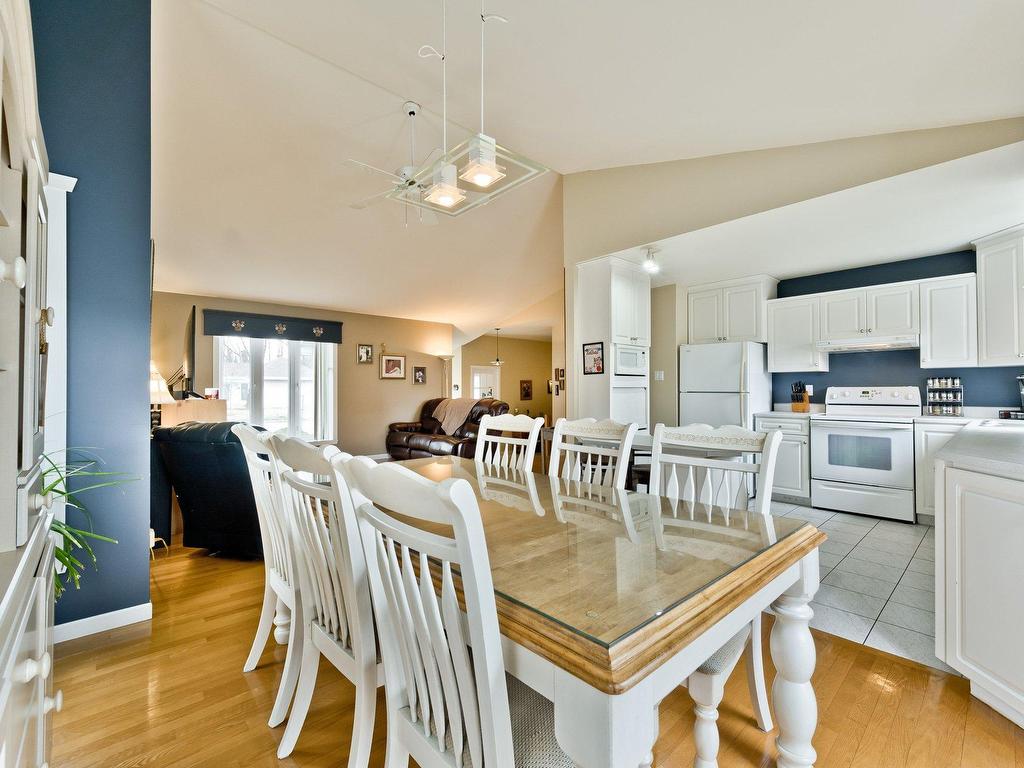 









177


Rue de l'Église

,
Martinville,




QC
J0B2A0

