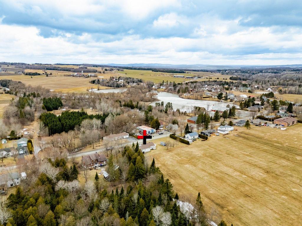 









177


Rue de l'Église

,
Martinville,




QC
J0B2A0

