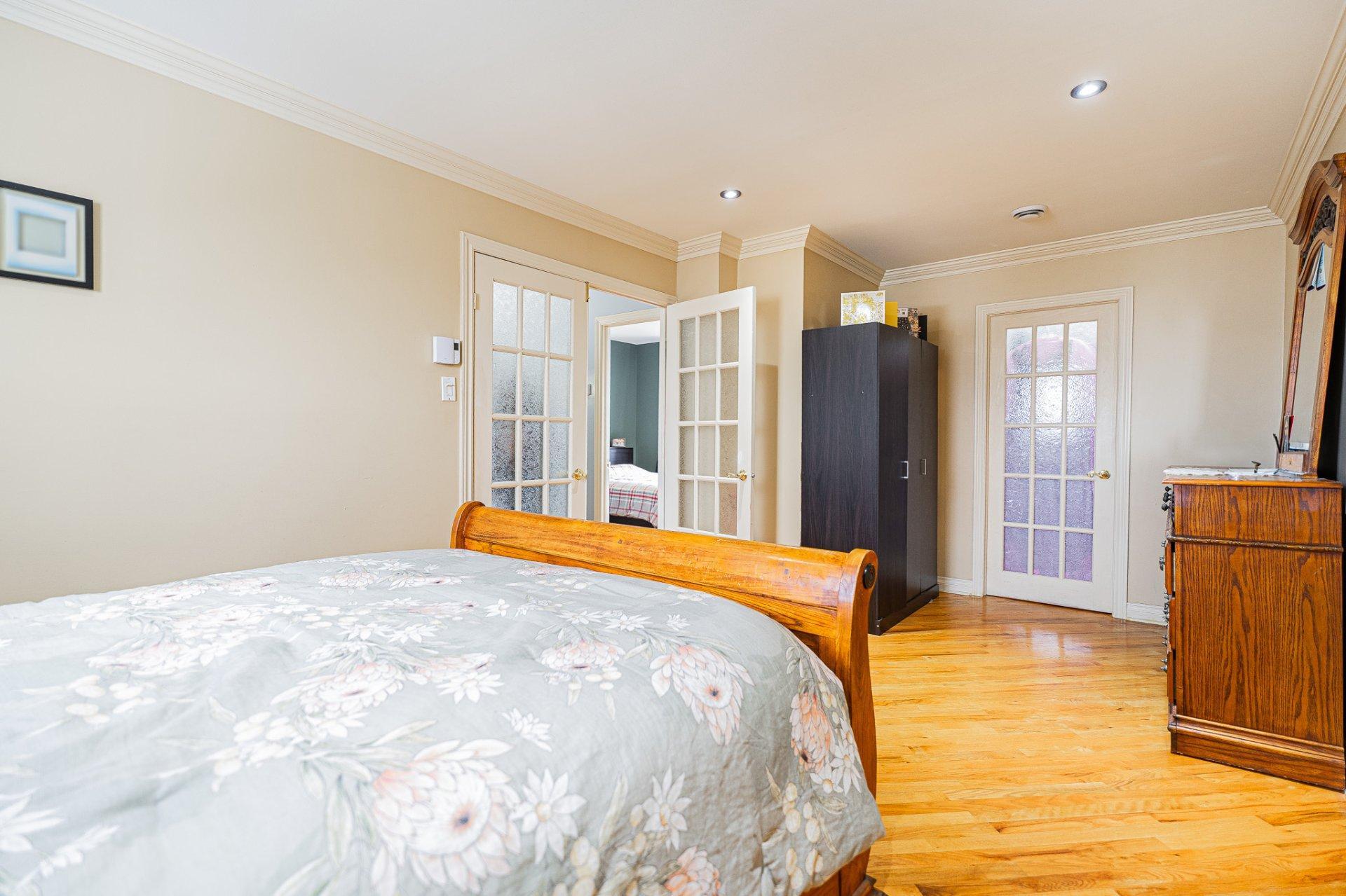 









1900


Rue Fauteux

,
Laval (Chomedey),




QC
H7T2M8

